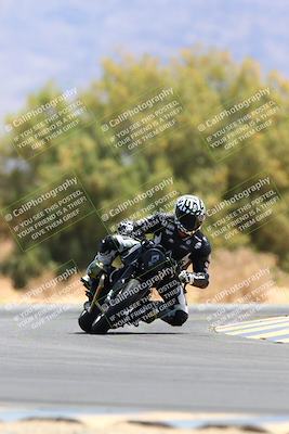 media/May-15-2022-SoCal Trackdays (Sun) [[33a09aef31]]/Turn 7 (1145am)/